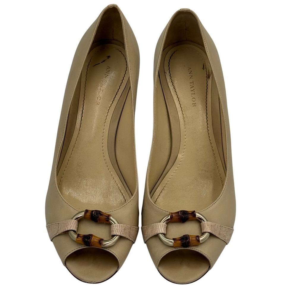 Ann Taylor Nude Leather Peep Toe Heels Pumps Bamboo Ring Sz 7.5M Made in Brazil